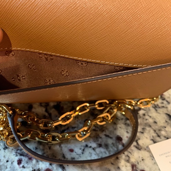 NWT last one❤️Auth Tory Burch Wallet Crossbody - Picture 5 of 7